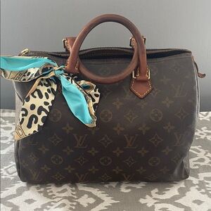 Louis Vuitton Speedy 30 Bag Classic Monogram with Dust Bag and Lock & Key #303